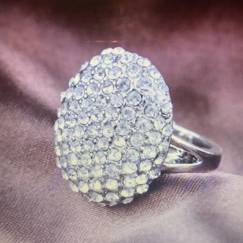 Rhinestone ring - size 10